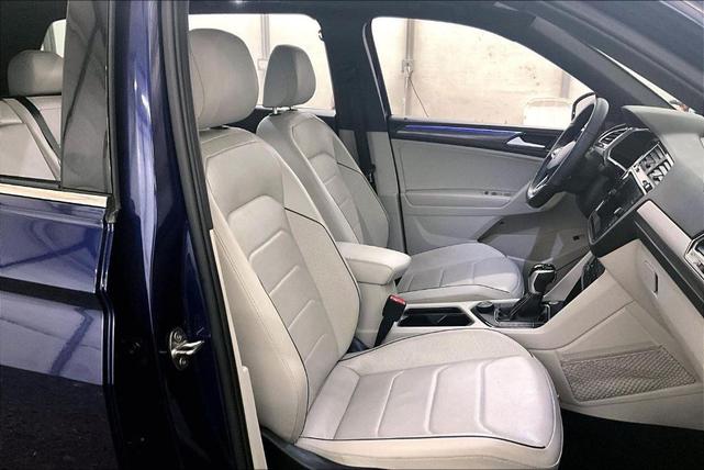 Photo of 2022 Atlantic Blue Volkswagen Tiguan