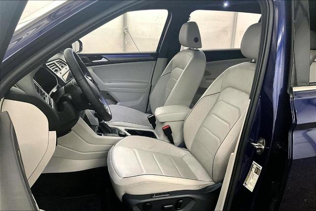 Photo of 2022 Atlantic Blue Volkswagen Tiguan