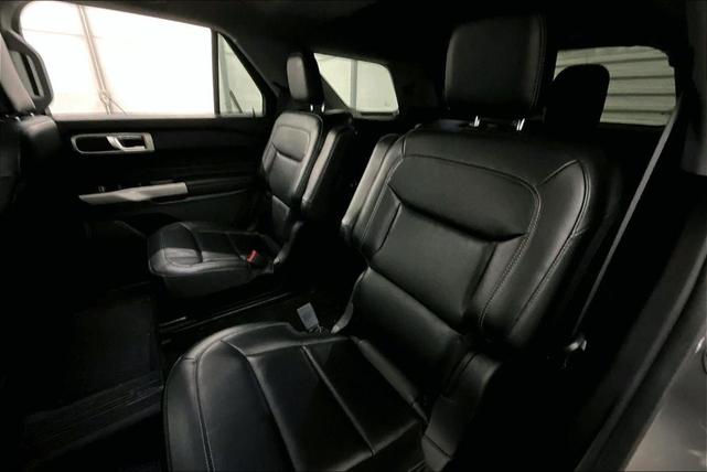 Photo of 2022 Carbonized Gray Metallic Ford Explorer