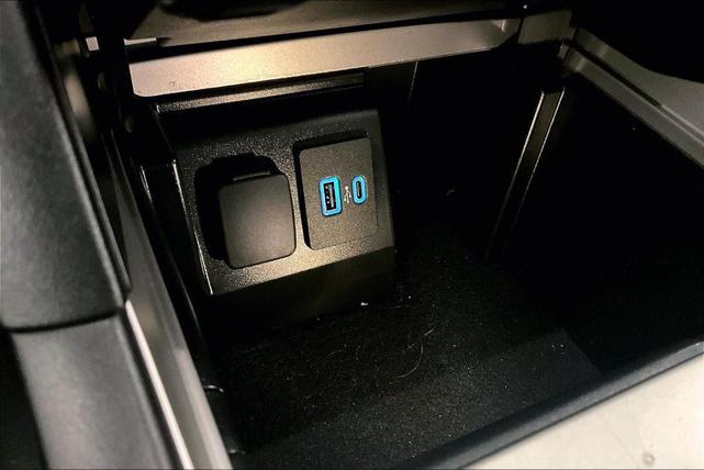 Photo of 2023 Stone Blue Metallic Ford Explorer