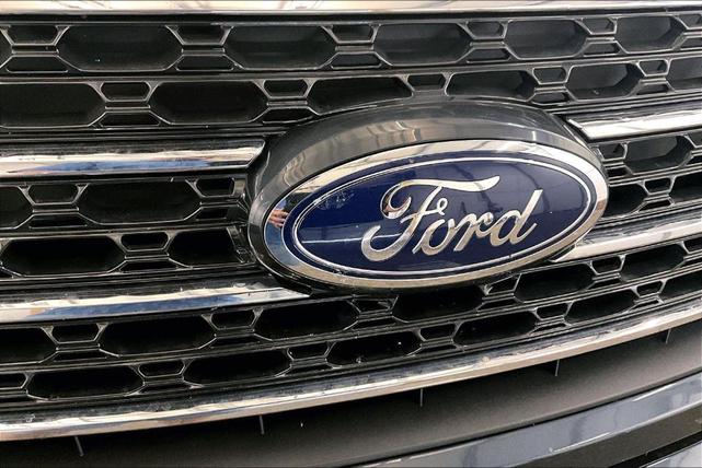 Photo of 2023 Stone Blue Metallic Ford Explorer