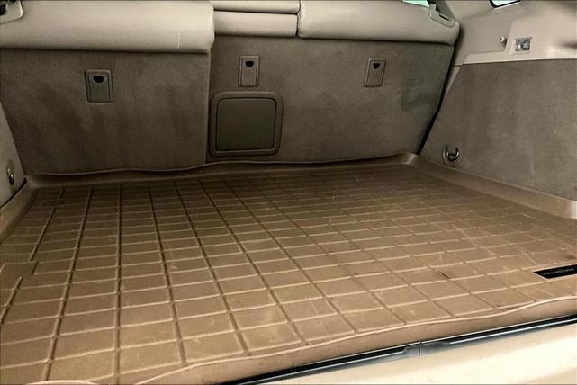 Photo of 2011 Gold Mist Metallic Cadillac SRX