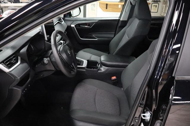 Photo of 2024 Midnight Black Metallic Toyota RAV4