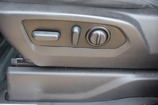 Photo of 2022 White Chevrolet Silverado 3500
