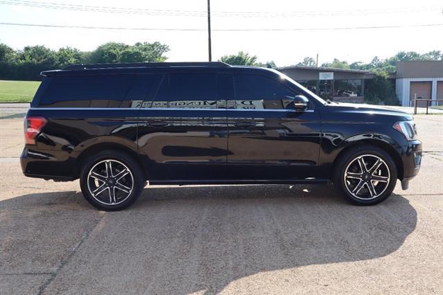 Photo of 2019 Agate Black Ford Expedition Max