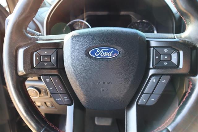 Photo of 2019 Agate Black Ford Expedition Max