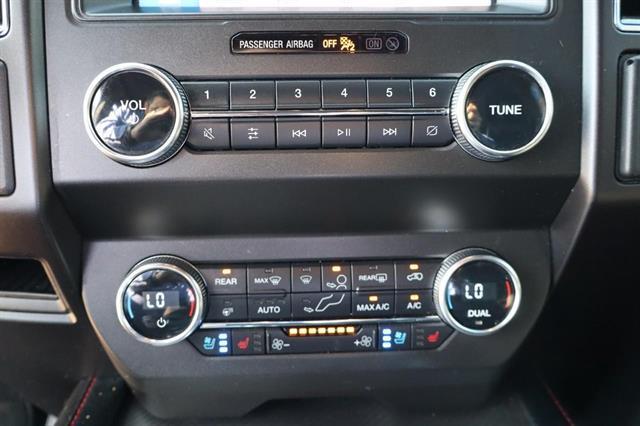 Photo of 2019 Agate Black Ford Expedition Max