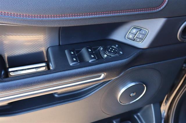 Photo of 2019 Agate Black Ford Expedition Max