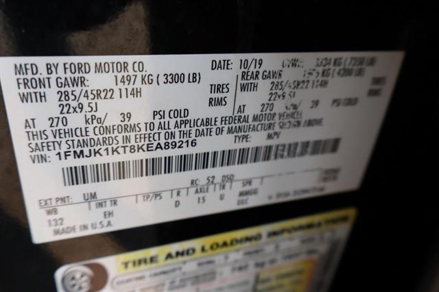 Photo of 2019 Agate Black Ford Expedition Max
