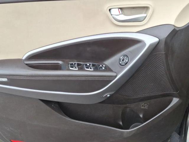 Photo of 2013 Bronze Mist Metallic Hyundai SANTA FE