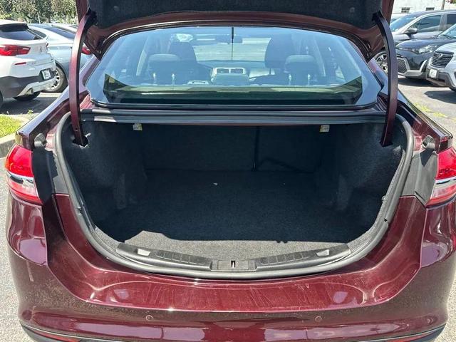 Photo of 2018 Burgundy Velvet Metallic Tinted Clearcoat Ford Fusion