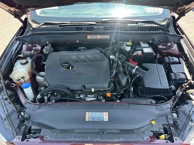 Photo of 2018 Burgundy Velvet Metallic Tinted Clearcoat Ford Fusion