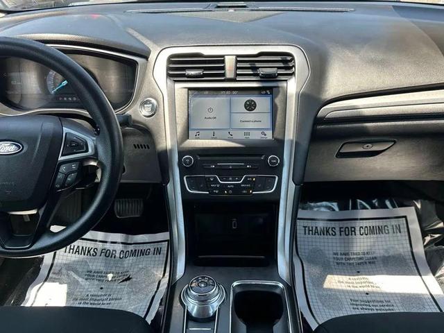 Photo of 2018 Burgundy Velvet Metallic Tinted Clearcoat Ford Fusion