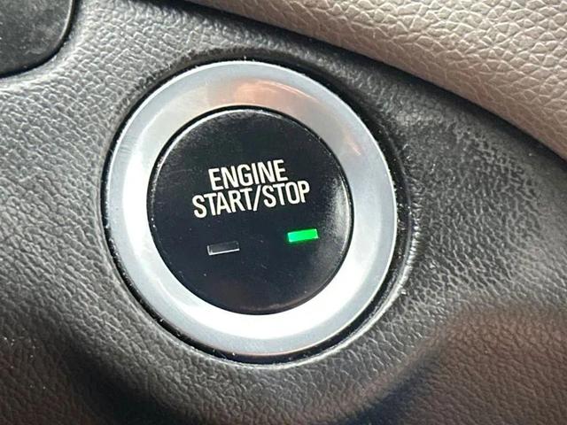 Photo of 2018 Summit White Chevrolet Equinox