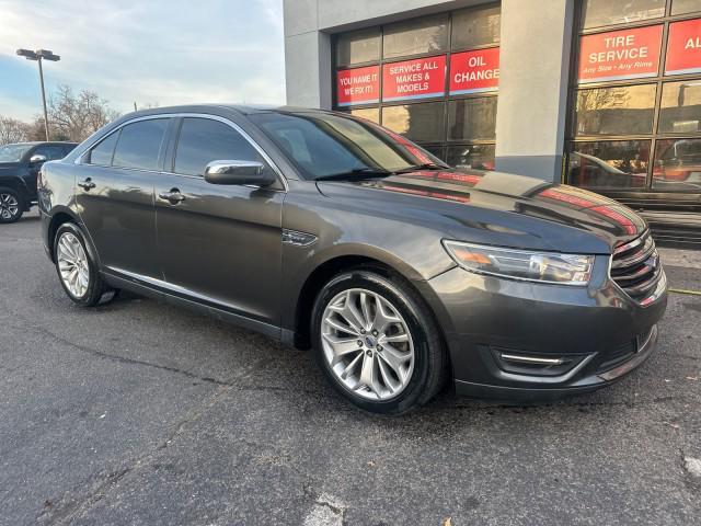 2019 Ford Taurus