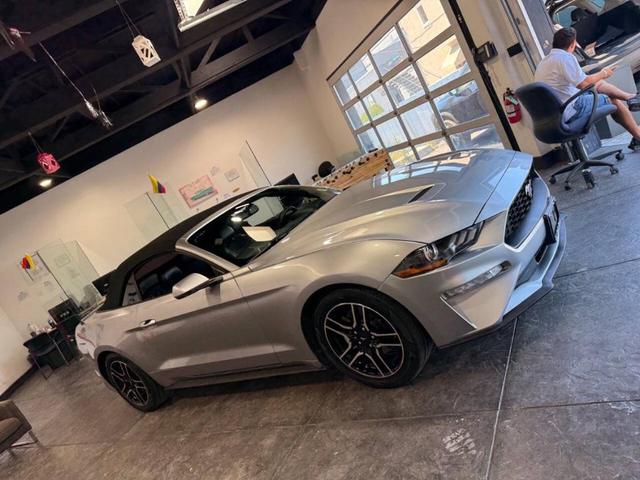 Photo of 2020 Magnetic Ford Mustang