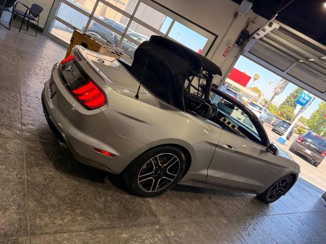 Photo of 2020 Magnetic Ford Mustang