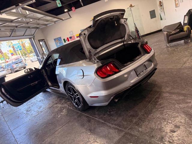 Photo of 2020 Magnetic Ford Mustang