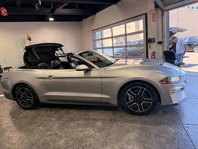 Photo of 2020 Magnetic Ford Mustang
