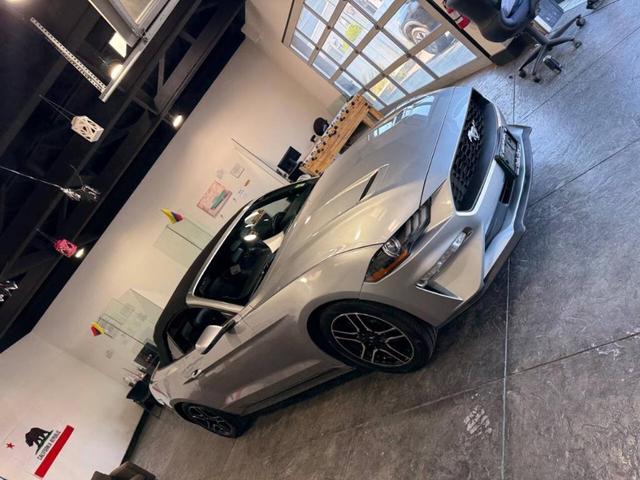 Photo of 2020 Magnetic Ford Mustang