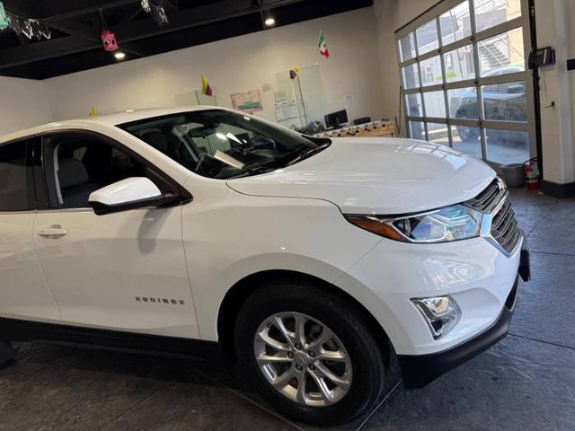 Photo of 2020 Summit White Chevrolet Equinox