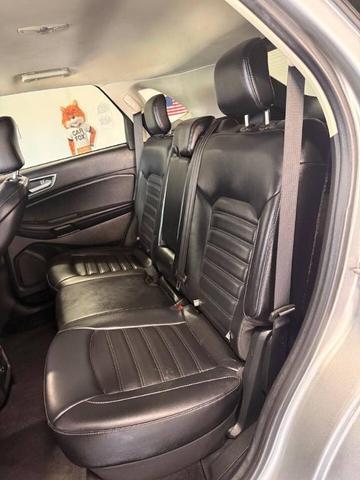 Photo of 2022 Iconic Silver Ford Edge