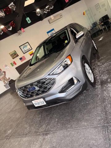 Photo of 2022 Iconic Silver Ford Edge