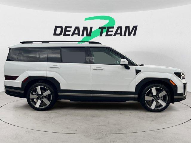 Photo of 2025 White Hyundai SANTA FE HEV