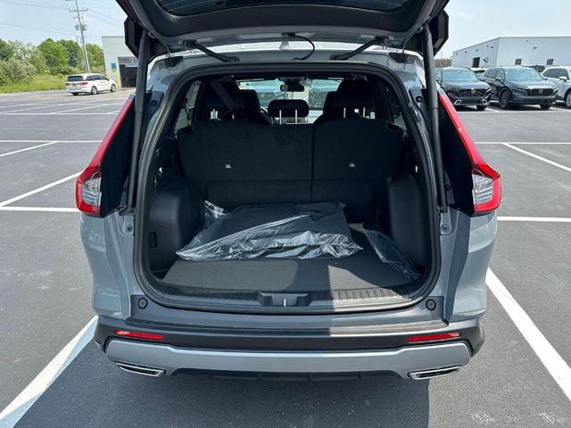 Photo of 2026 Urban Gray Pearl Honda CR-V Hybrid