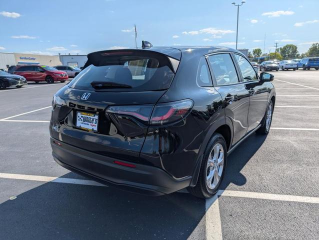 Photo of 2024 Black Honda HR-V