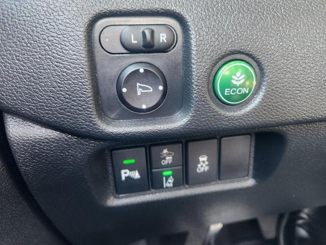 Photo of 2023 Silver Honda Passport