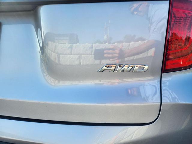 Photo of 2023 Silver Honda Passport