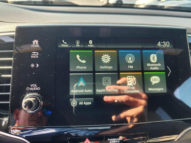 Photo of 2023 Silver Honda Passport