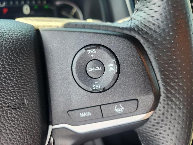 Photo of 2023 Silver Honda Passport