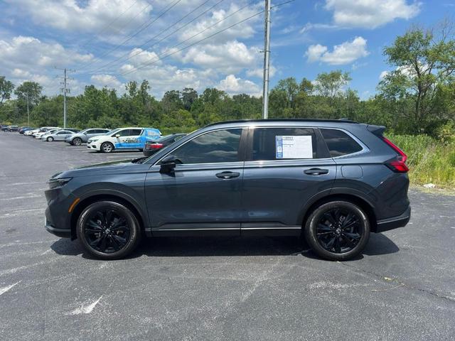 Photo of 2024 Gray Honda CR-V Hybrid
