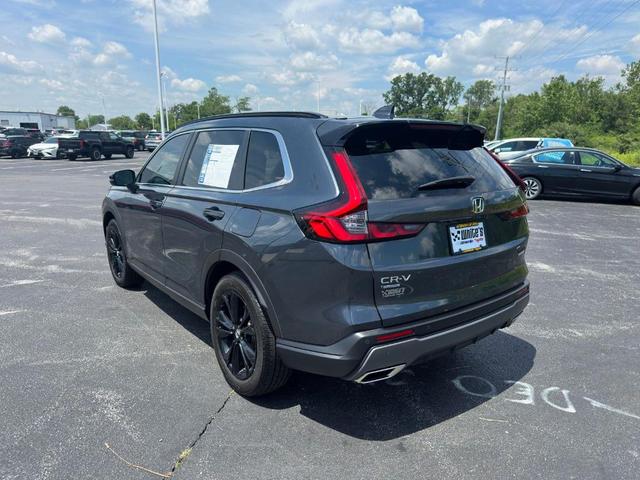 Photo of 2024 Gray Honda CR-V Hybrid