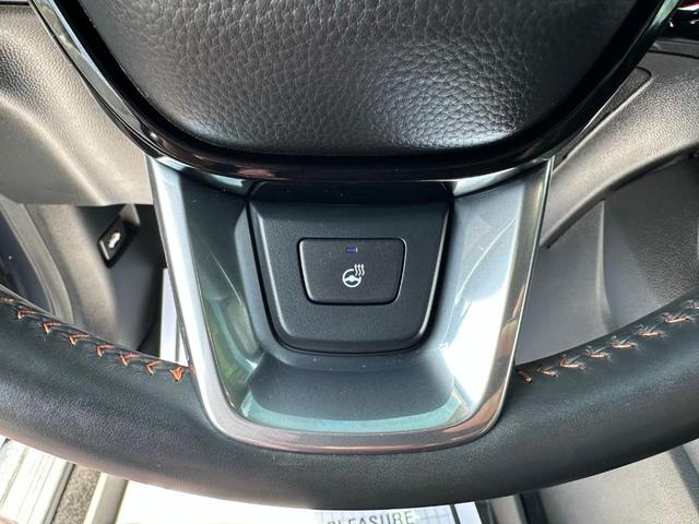 Photo of 2024 Gray Honda CR-V Hybrid