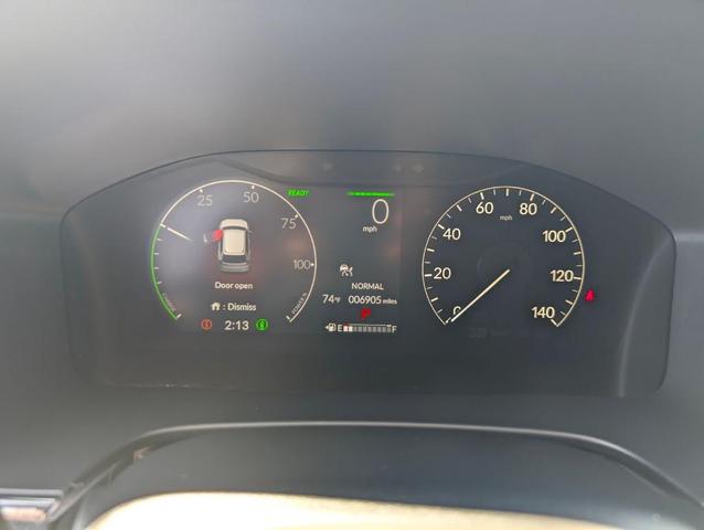 Photo of 2025 Silver Honda CR-V Hybrid