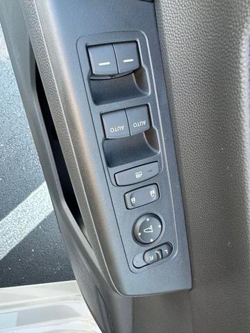 Photo of 2026 Platinum White Pearl Honda CR-V Hybrid