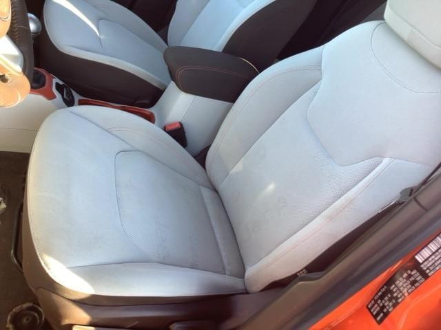 Photo of 2016 Orange Jeep Renegade