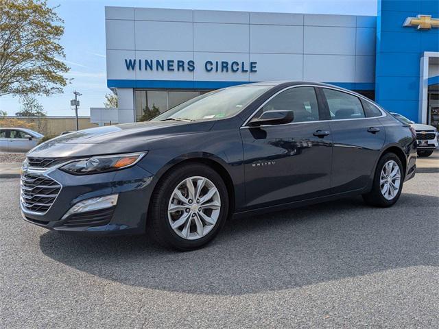 Photo of 2022 Northsky Blue Metallic Chevrolet Malibu