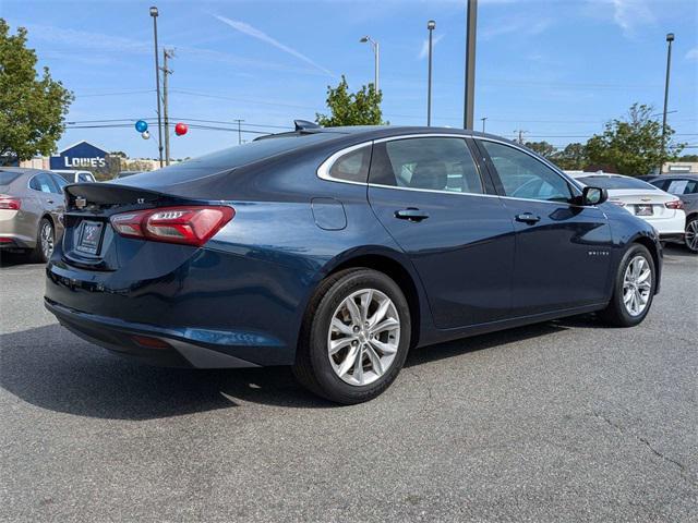 Photo of 2022 Northsky Blue Metallic Chevrolet Malibu