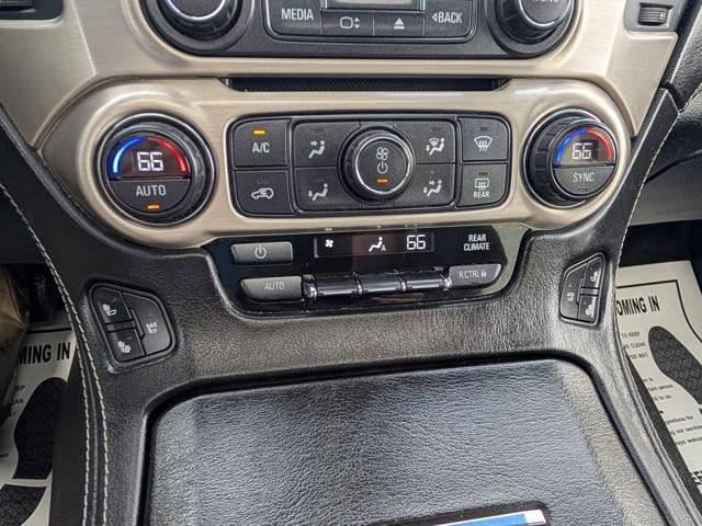 Photo of 2015 Quicksilver Metallic GMC Yukon