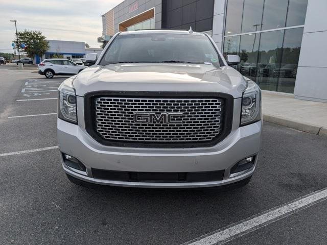 Photo of 2015 Quicksilver Metallic GMC Yukon