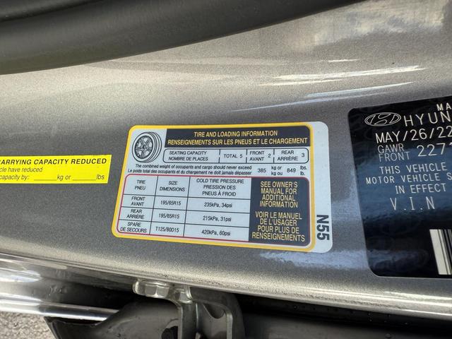 Photo of 2023 Silver Hyundai ELANTRA