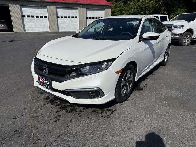 Photo of 2019 White Honda Civic