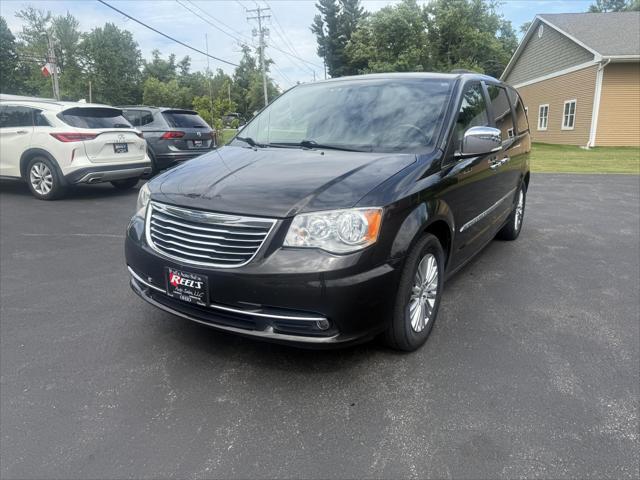 2015 Chrysler Town & Country