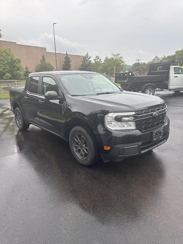 Photo of 2022 Shadow Black Ford Maverick