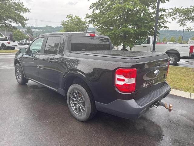 Photo of 2022 Shadow Black Ford Maverick
