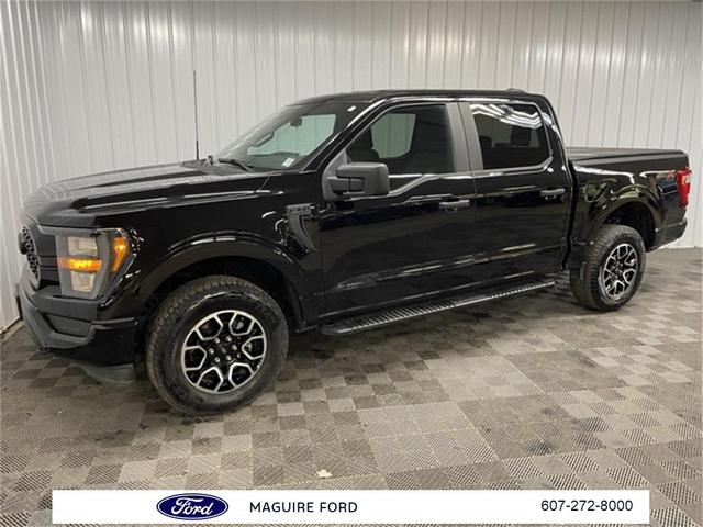 Photo of 2023 Agate Black Metallic Ford F-150